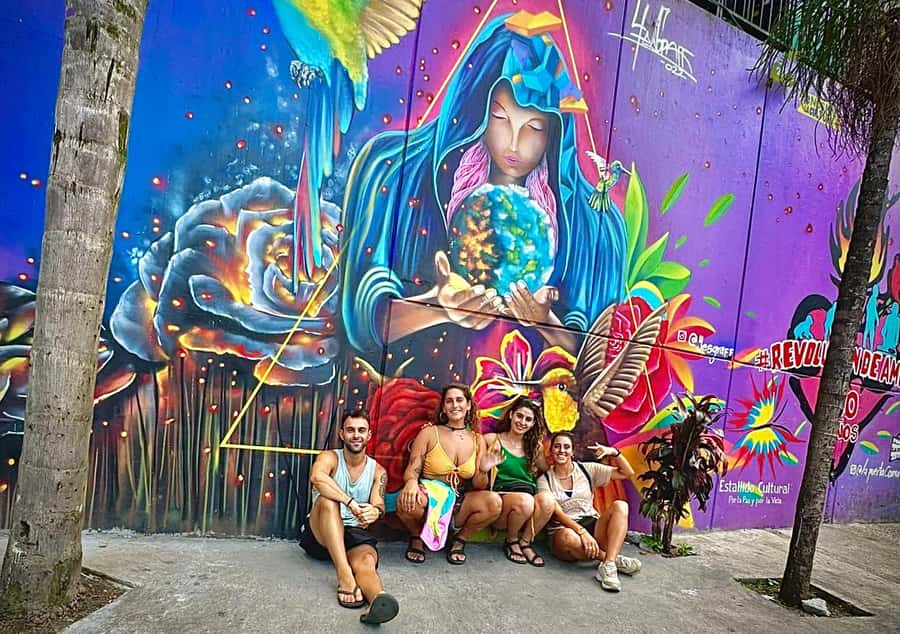 Medellín: Comuna 13 (Graffitour) Discover the Transformation - Key things I’d circle before you go
