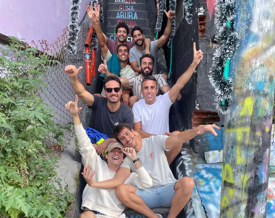 Medellín: Comuna 13 (Graffitour) Discover the Transformation - Price, time, and what to pack for a comfortable 150 minutes