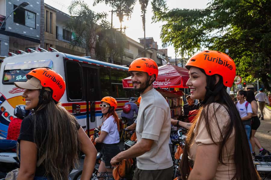 Medellín: E-bike and Foodie Tour - Unidad Deportiva de Belén: First Tastings and the Feeling of Local Rhythm