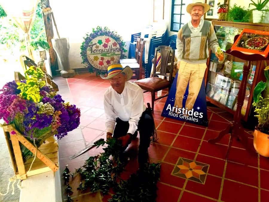 Medellín: Flower Farm & Silletero History Tour - Price and logistics: is $70 a fair deal?