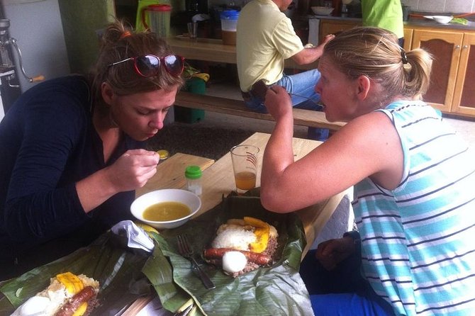 Medellín Food Tour - Parque de Sabaneta: an iconic dessert stop and a small-town pace change