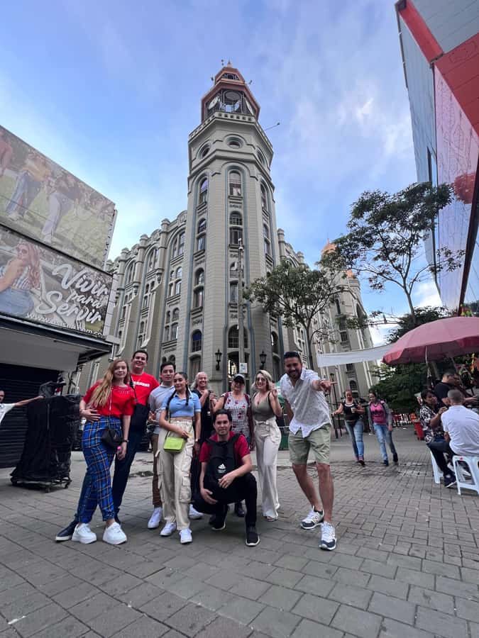 Medellin: Full Day Guided City Highlights Tour - Historic Downtown Medellín walk and Parques del Río reset
