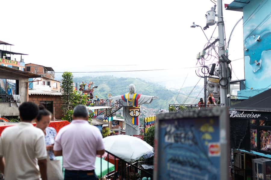 Medellin: Full Day Guided City Highlights Tour - Price, pace, and who this tour suits best