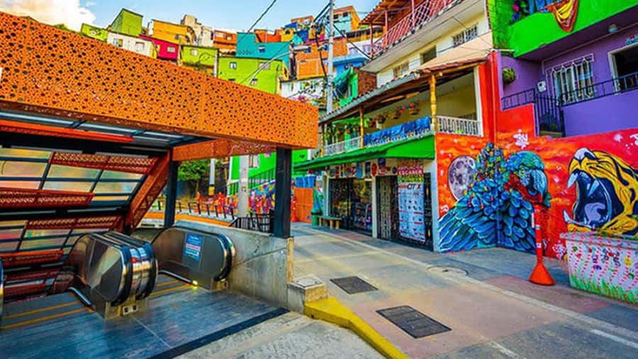 Medellin: Graffiti Tour Comuna 13 - Price and value: what you really get for $42
