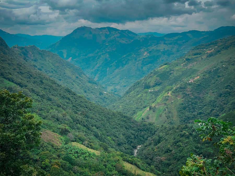 Medellín: Highest Zipline of Colombia Over Waterfalls - Timing and logistics for an 8-hour day in Medellín