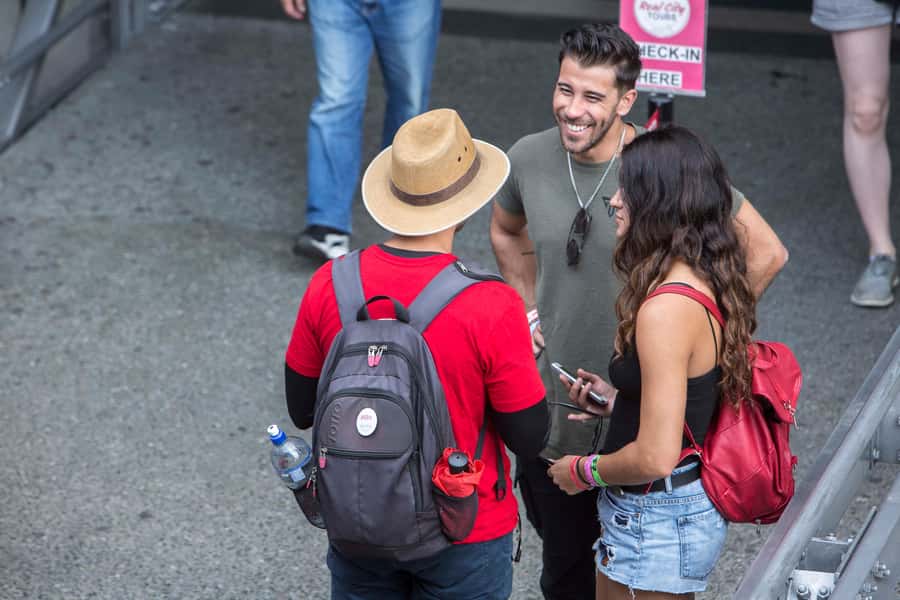Medellin Historic Walking Tour - Price and value: why $14 can make sense here