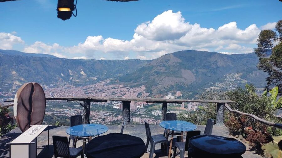 Medellin: Mountain Bike Coffee Farm Tour and Spa Experience - Should you book Medellín: Mountain Bike Coffee Farm Tour and Spa?