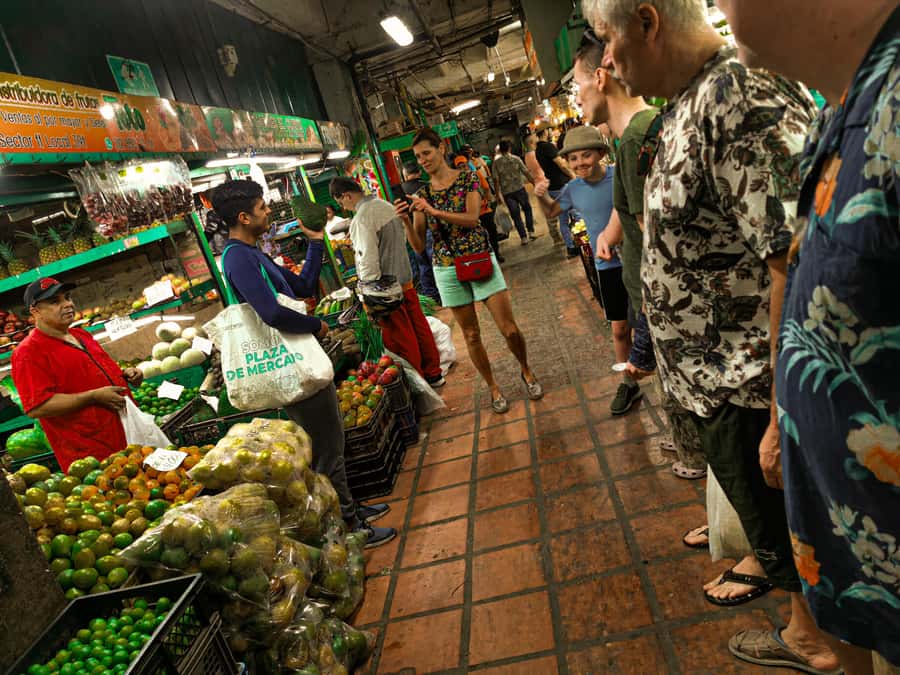 Medellín Multi-sensory Tour in the market, +15 Exotic Fruits - The guide connection that makes it feel like a neighbor, not a show