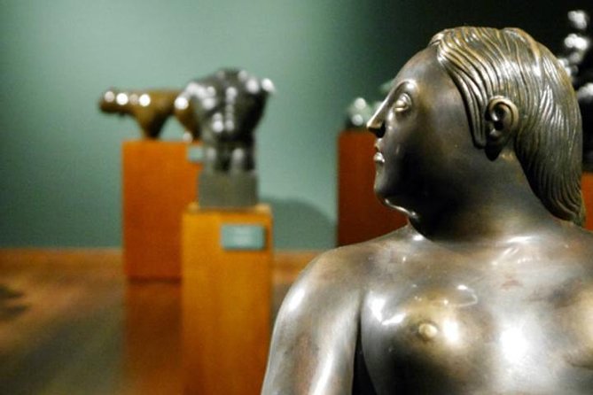 Medellín Museums Tour and Fernando Botero´s Antioquia museum - Modern Art Museum, San Pedro Cemetery, and Plaza Botero finish