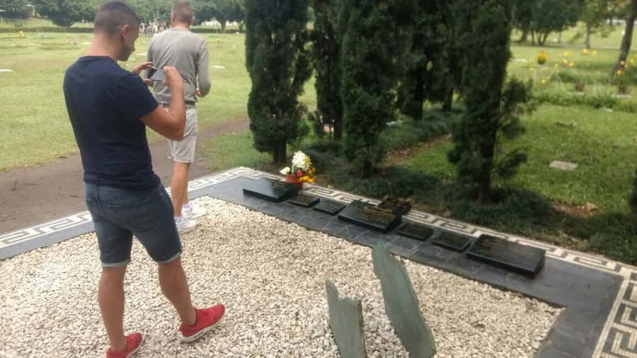 Medellin Pablo Escobar Tour - Guides make the difference, and you can feel it