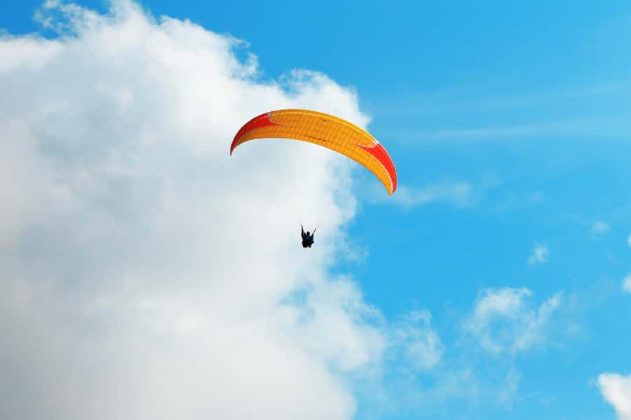 Medellín Paragliding - Go Pro Included - In the air: your 15 minutes above Medellín, powered by a pro pilot