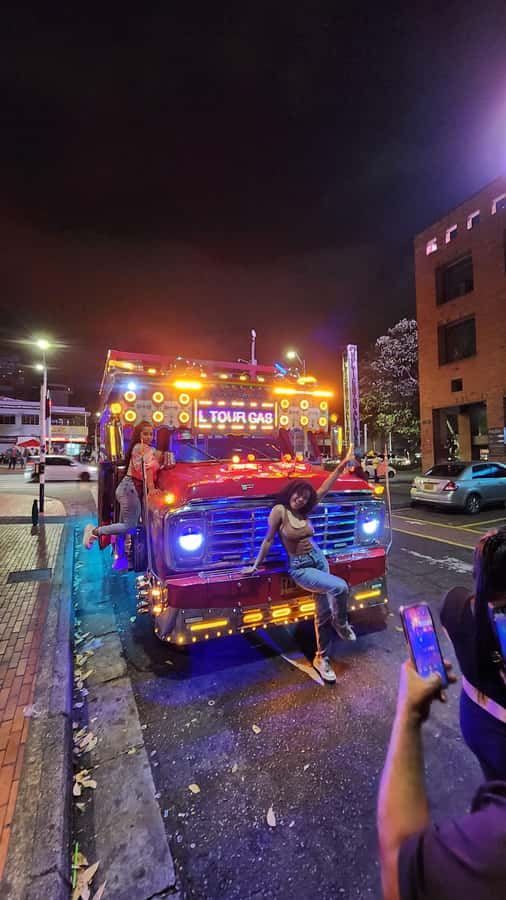 Medellin: Party Bus with DJ & Street Food Tastings - Price and Value: What $36 Really Buys You