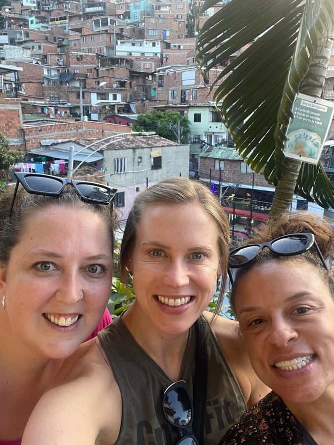 Medellín: Private City Tour and Comuna 13 Tour - Why this Medellín combo tour works