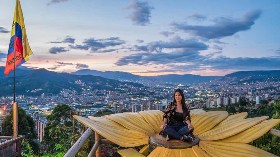 Medellín: Private Food Tour With The Best Viewpoints. - Why the viewpoints and food pairing works in Medellín
