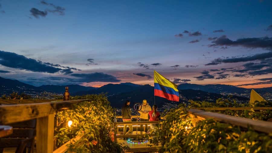 Medellín: Private Food Tour With The Best Viewpoints. - Las Palmas Mirador No2, where you get your bearings in 20 minutes