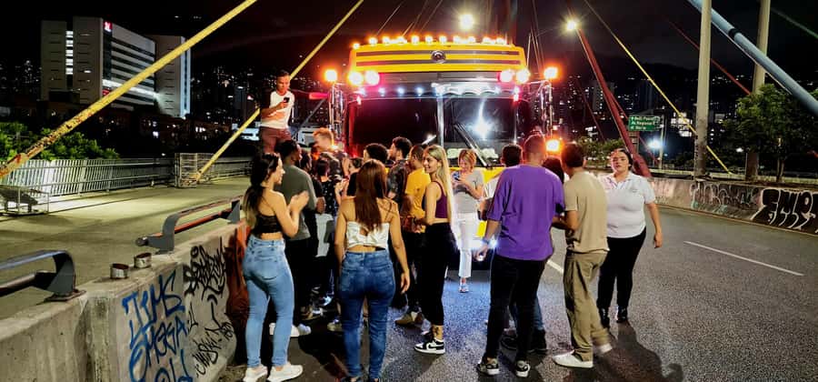 Medellin: Rumbero Party Bus with all the beer you can drink - The 3-hour flow: unlimited beer, live DJ, and lighting that keeps momentum