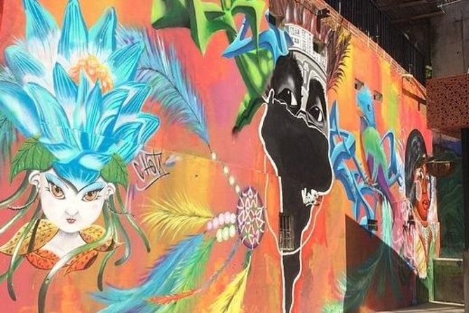 Medellin Street Art Tour - Hotel pickup and air-conditioned transport, so you start calm and focused
