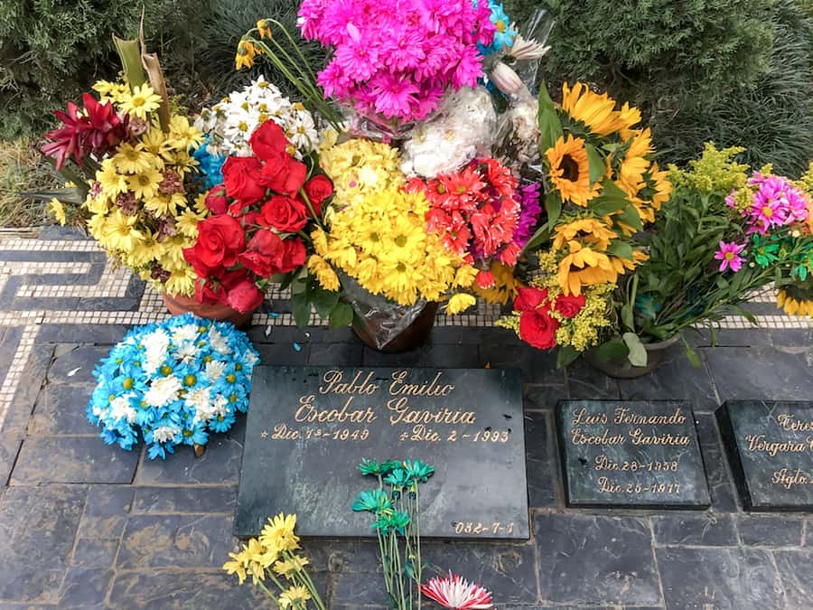 Medellín: The Real Pablo Escobar Tour - Getting there from Lleras Park and what to bring