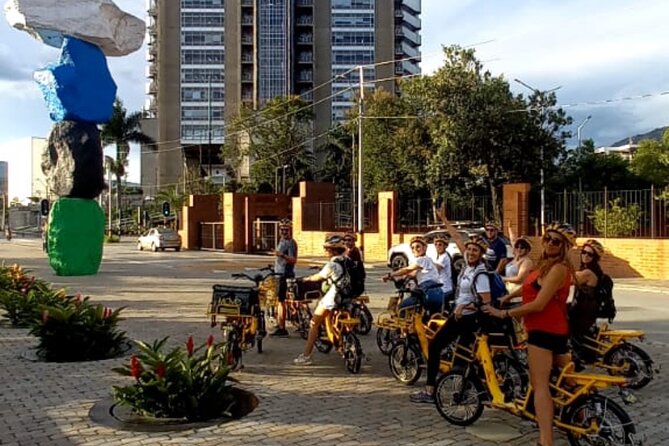 Medellin: VIP Private Historic E-Bike Tour with Lunch - Plaza Botero, Bolívar Park, and Parque Berrío, classic center vibes