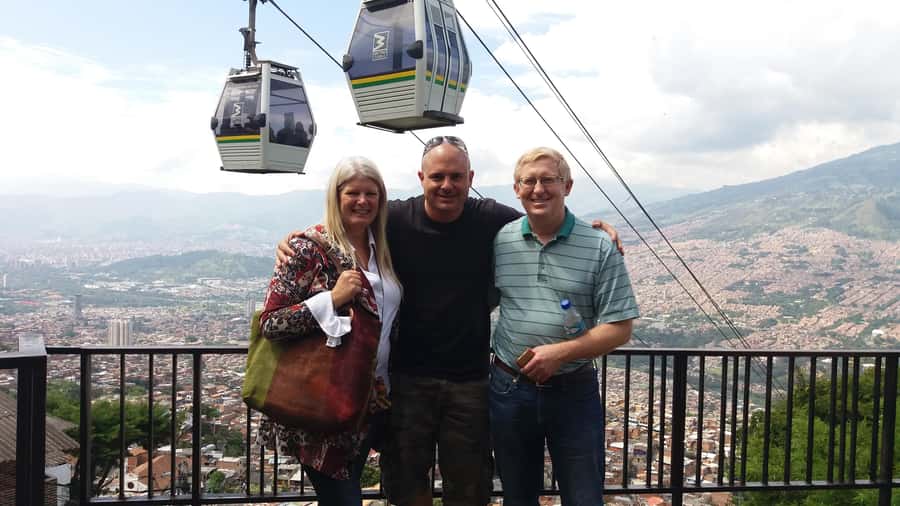 Medellín: Walking Tour with Cable Car and Botero Plaza - Key things to know before you go