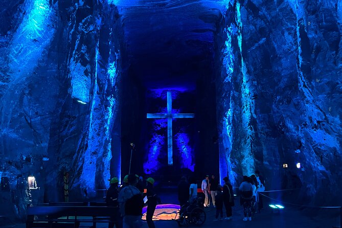 New & Cheapest ZIPAQUIRA & GUATAVITA LAKE Visit 5 Sites/PICKUP - Laguna de Guatavita Walk: Altitude, Ritual Stories, and Translation Options