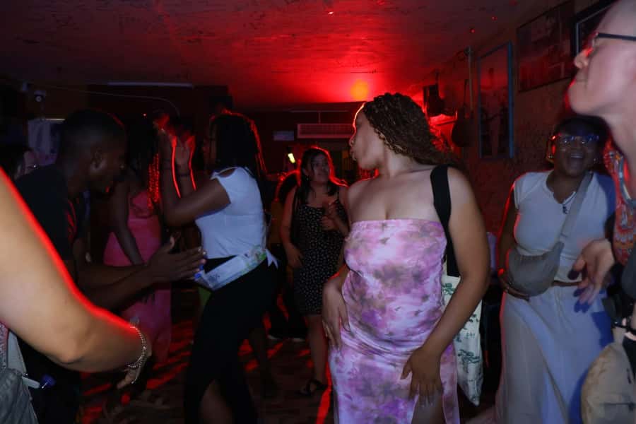 Nightlife: sunset boat party + tour of the old town - Why this Cartagena nightlife tour starts with a sunset boat party