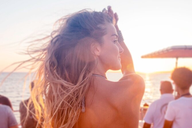 Open Bar Sunset Cruise in Catamaran or Speedboat (Best Deal) - Price and logistics: where the real value is, and where costs can pop up