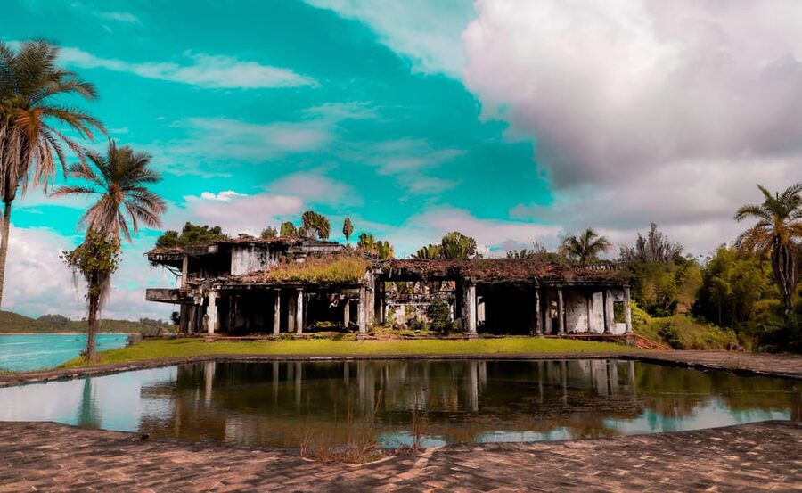 Pablo Escobar Mansion+Paintball+Boat+ATV (Private Guatape) - Is it worth $306? Value, what’s included, and what you still pay for