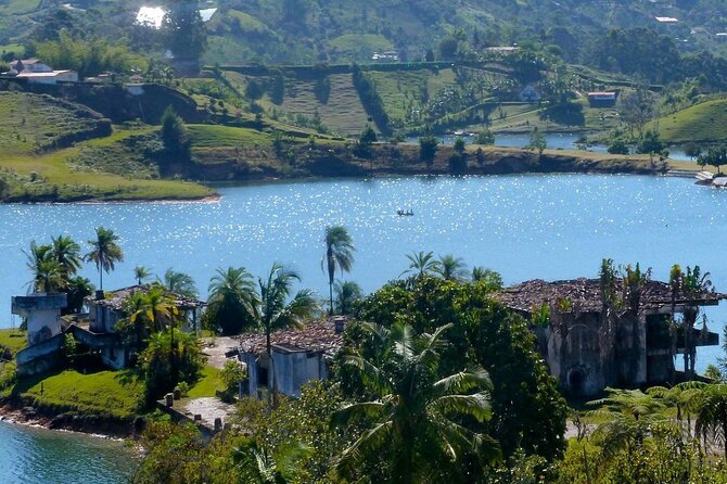 Pablo Escobar Mansion Tour in El Peñol and Guatapé - Price and what you really get for $300 per person