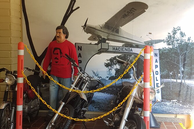 Pablo Escobar Private Half-Day Cultural Tour in Medellin - Why Carlos makes the tour feel worth the time