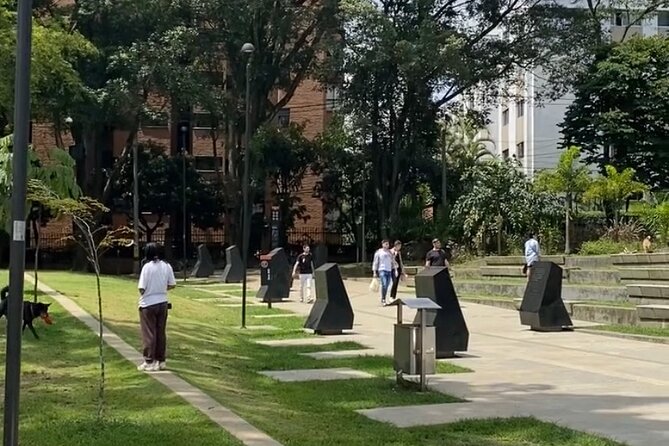 Pablo Escobar private tour - How the Whole Route Builds a Clearer Picture of Escobar and Colombia