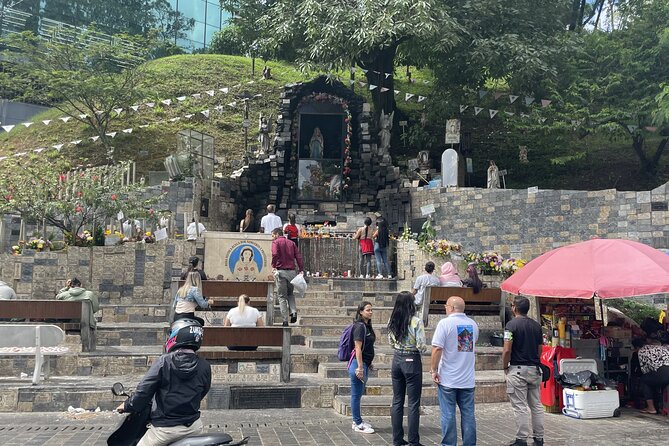 Pablo Escobar Shared Tour of Medellin - First Impressions Drive the Story: Mystic Rose View