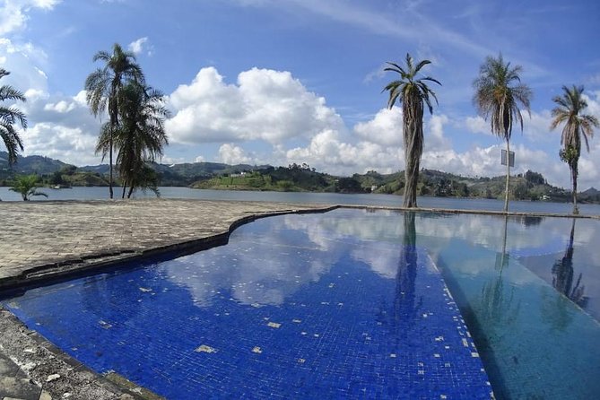 Pablo Escobar Tour - Private and affordable TOUR - The New Colombia - Why Medellín Still Talks About Escobar