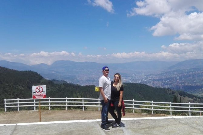 Pablo Escobar tour - The flow of your morning or afternoon schedule