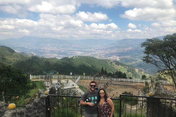 Pablo Tour with Cathedral - A focused 3-hour route through Medellín’s Pablo-linked locations