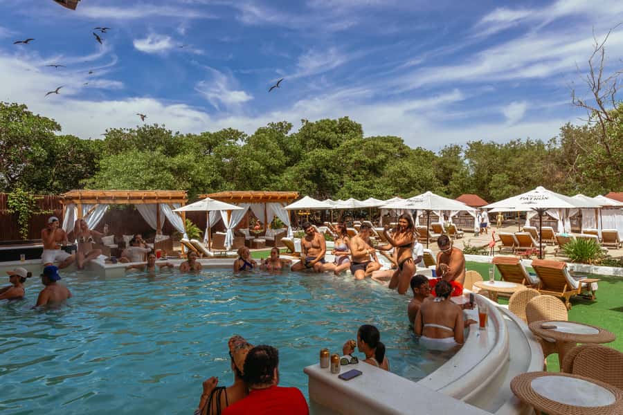 PAO PAO BEACH CLUB - What PAO Pao Beach Club Really Feels Like in Bolívar