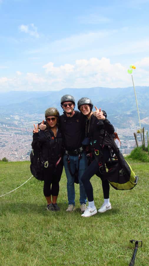 Paraglide over beautiful Medellin - From Pickup to Launch Area: What the Morning Logistics Really Feel Like