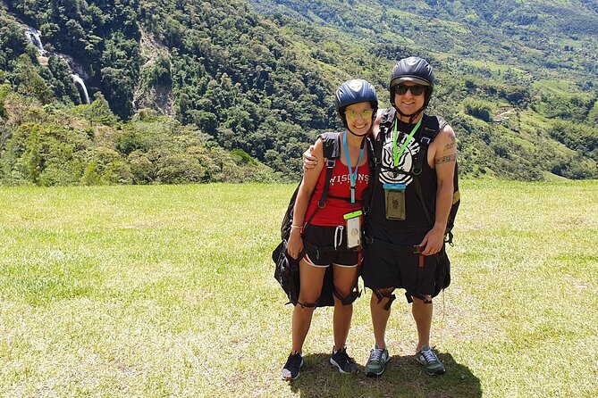 Paragliding and hammocks zipline over waterfalls private tour - Price and value: is $280 per person fair for this Medellín day?