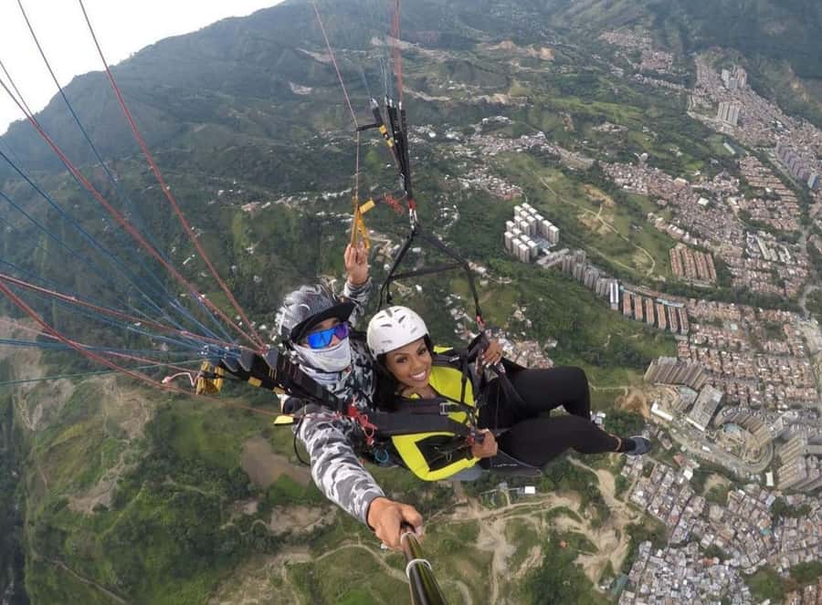 Paragliding Medellin with Transportation and free Videos - GoPro Photos and Videos: The Best Part Is You Don’t Have to Worry