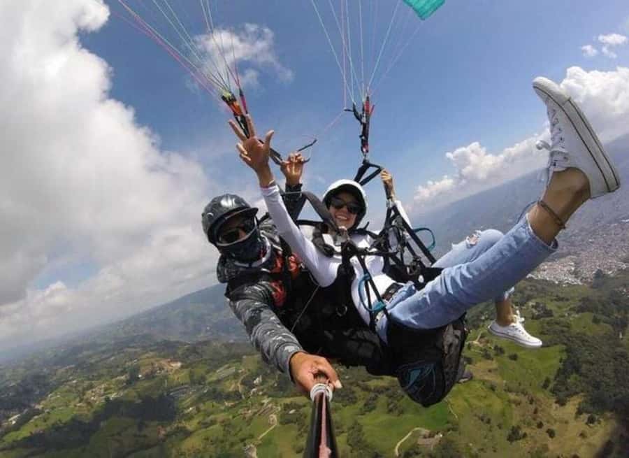 Paragliding Medellin with Transportation and free Videos - The Value of $124 for a 4-Hour Half-Day Experience