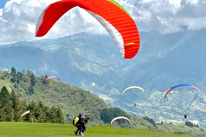 Paragliding Over Medellín + Gopro & Photos + Private transport. - Key highlights