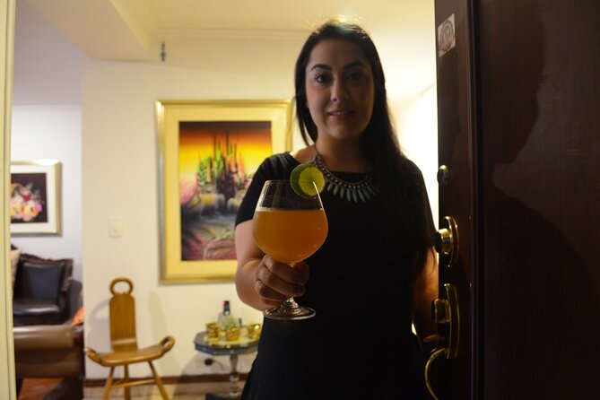 Plaza Minorista Tour and Home Cooking in Medellín with Daniela - Plaza Minorista to a home kitchen, why this Medellín food experience works