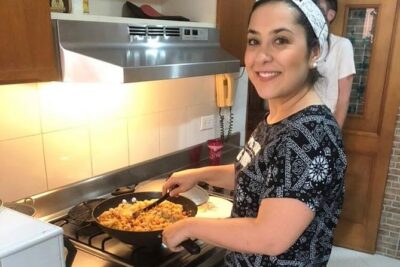 Plaza Minorista Tour and Home Cooking in Medellín with Daniela