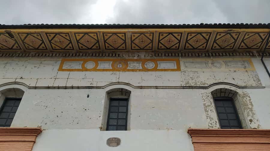 Popayán: Gastronomic Wonders and City Tour - The Food Section: Pipián, Carantantas, and the Snacks That Explain Popayán