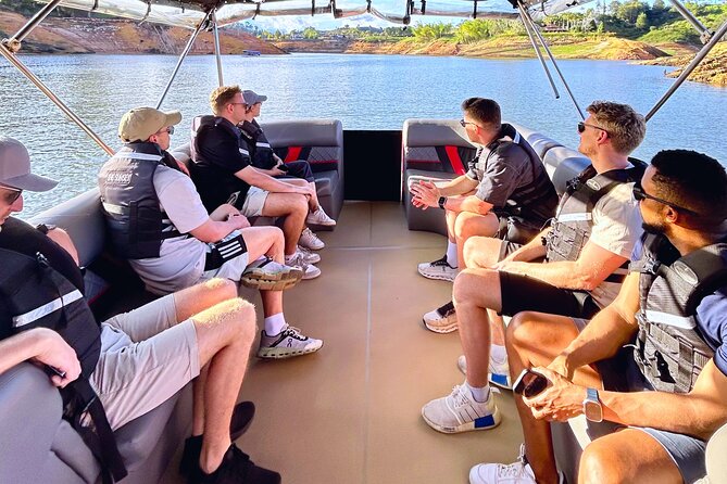 PREMIUM Guatapé Tour: Rock, Luxury boat ride, Meals & Llamas - Guatapé Dam luxury boat ride: islands, islands, and life jackets
