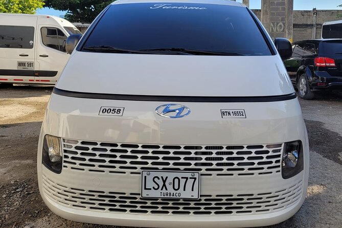 Private Airport Transfer to Hotel or viceversa - Who this transfer fits best in Cartagena