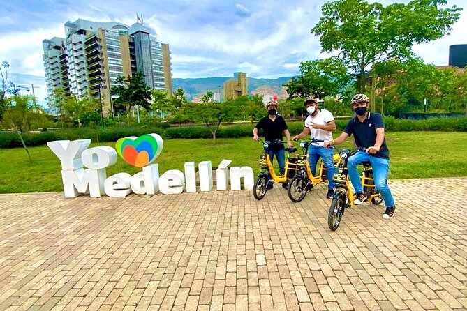 Private and personalized time and tailor-made tour Medellin - Getting the Best Photos Without Overplanning Your Day