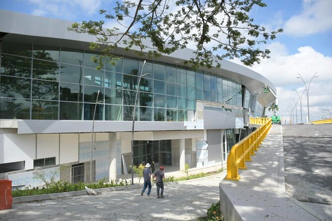 Private Arrival or Departure Transfer: Matecaña Int Airport - Choosing the Right Vehicle for Your Group and Luggage