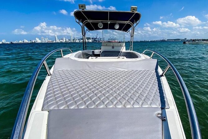 Private Boat Tour Full day trip to Rosario Islands, Cholon, Baru - Islas de Rosario: Clear Water, Coral Country, and How to Use Those 4 Hours