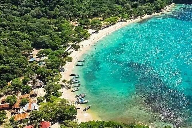 Private Boat Tour through Tayrona Park - Snorkeling gear included, so you can focus on the water